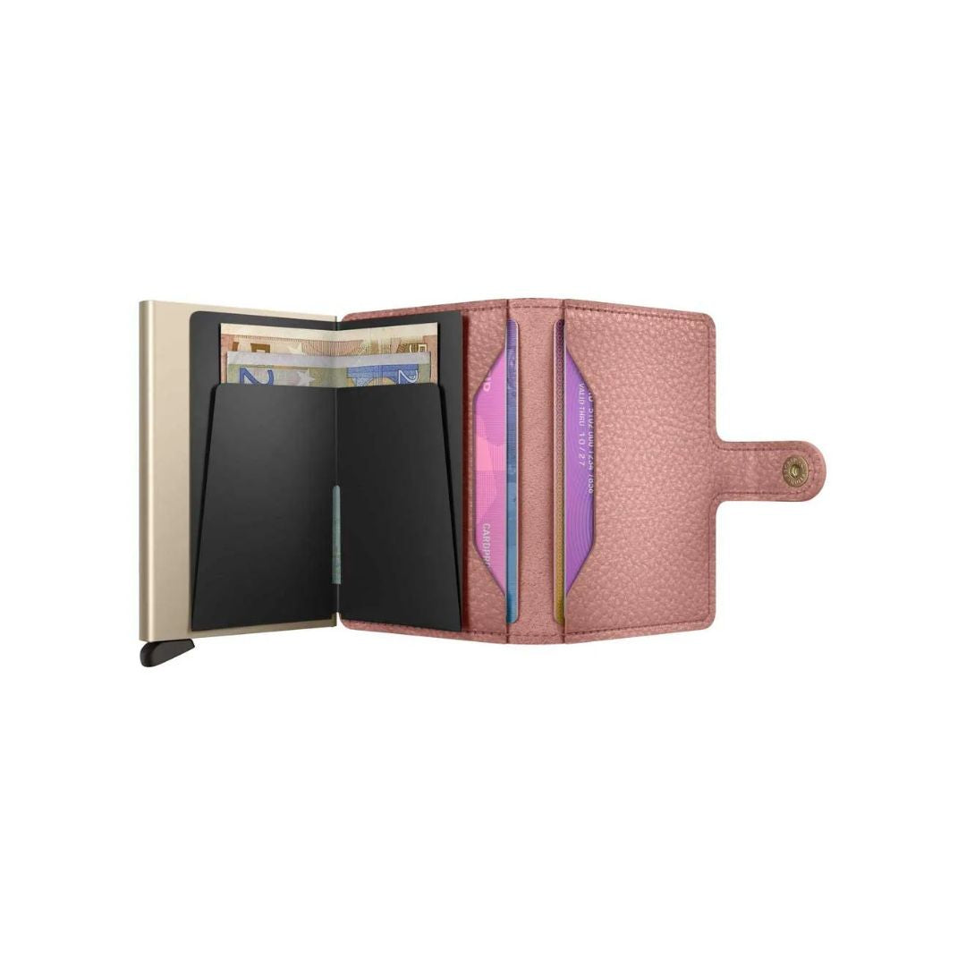 Secrid Miniwallet Pebble Rosa åpen viser kortplasser og indre rom.