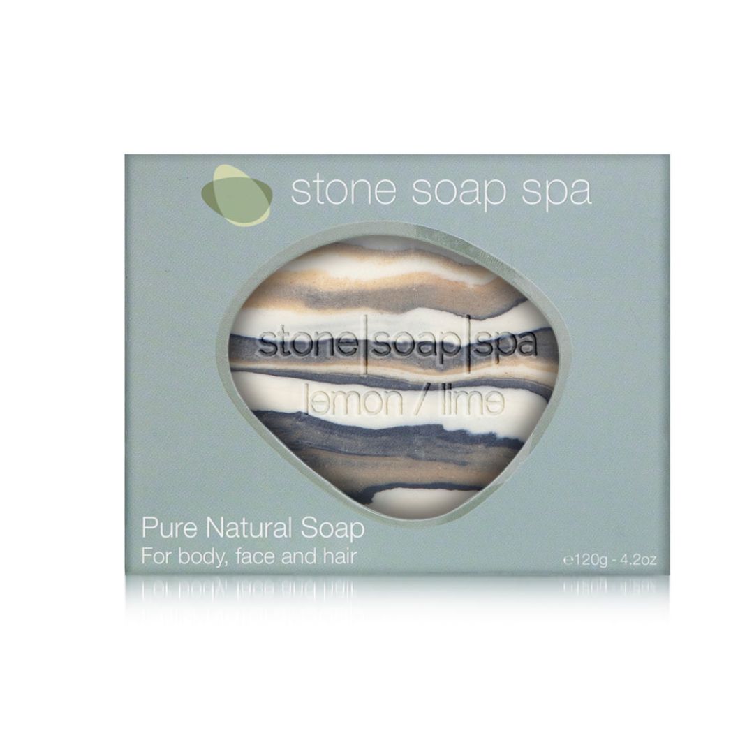 Stone Soap Sitron-Lime: Fjerner uønsket lukt, eksfolierer og renser dypt. Inneholder kokos- og sesamolje og sitrus eteriske oljer for en forfriskende pleie.