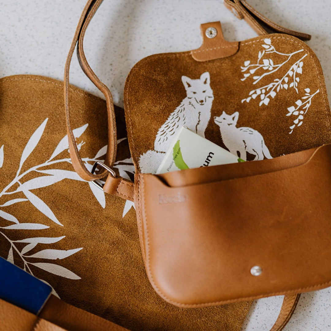 Keecie Little Fox Crossbody-veske Cognac