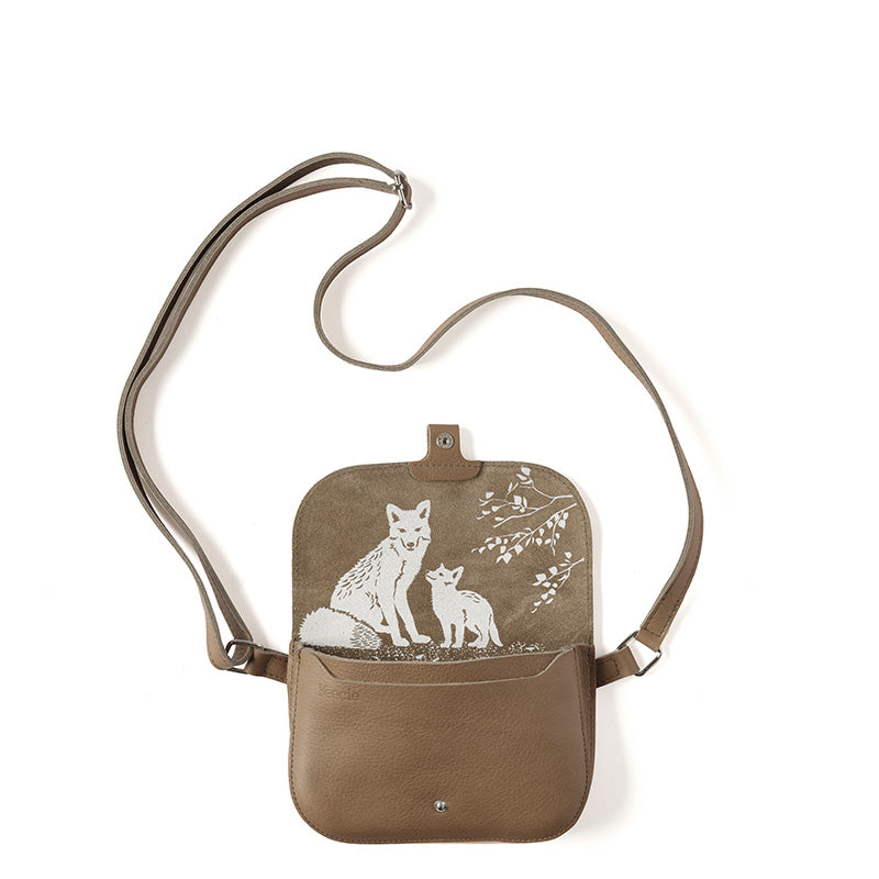 Crossbody veske i skinn Little Fox moss used look