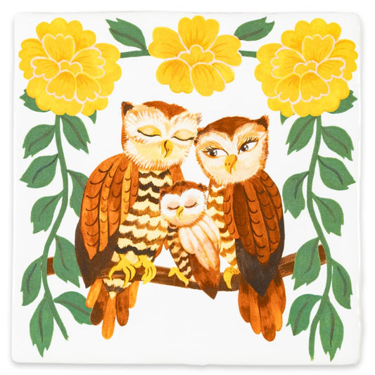 StoryTiles “We’ll watch over you” – keramisk flis (S 10×10 cm), søtt kunstverk